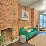 Chic Baltimore Apartment 2 Mi To Downtown!